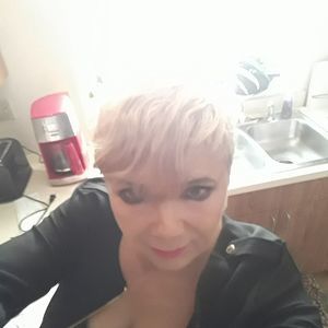 Meet your Posher, Debra